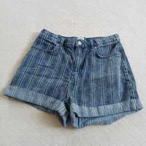 bdg ♡ mom short high rise 29